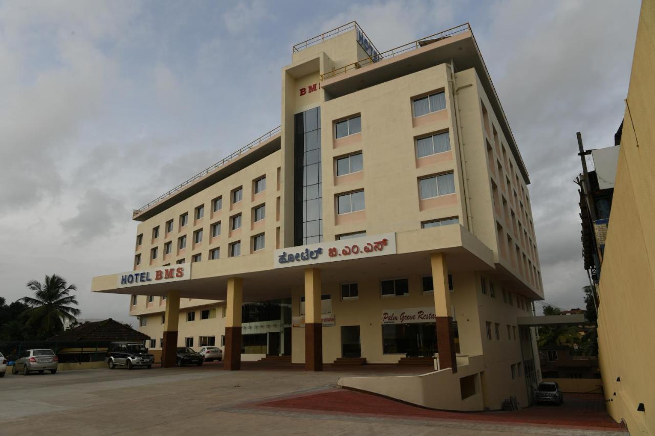 Hotel Bms Mangalore Bagian luar foto