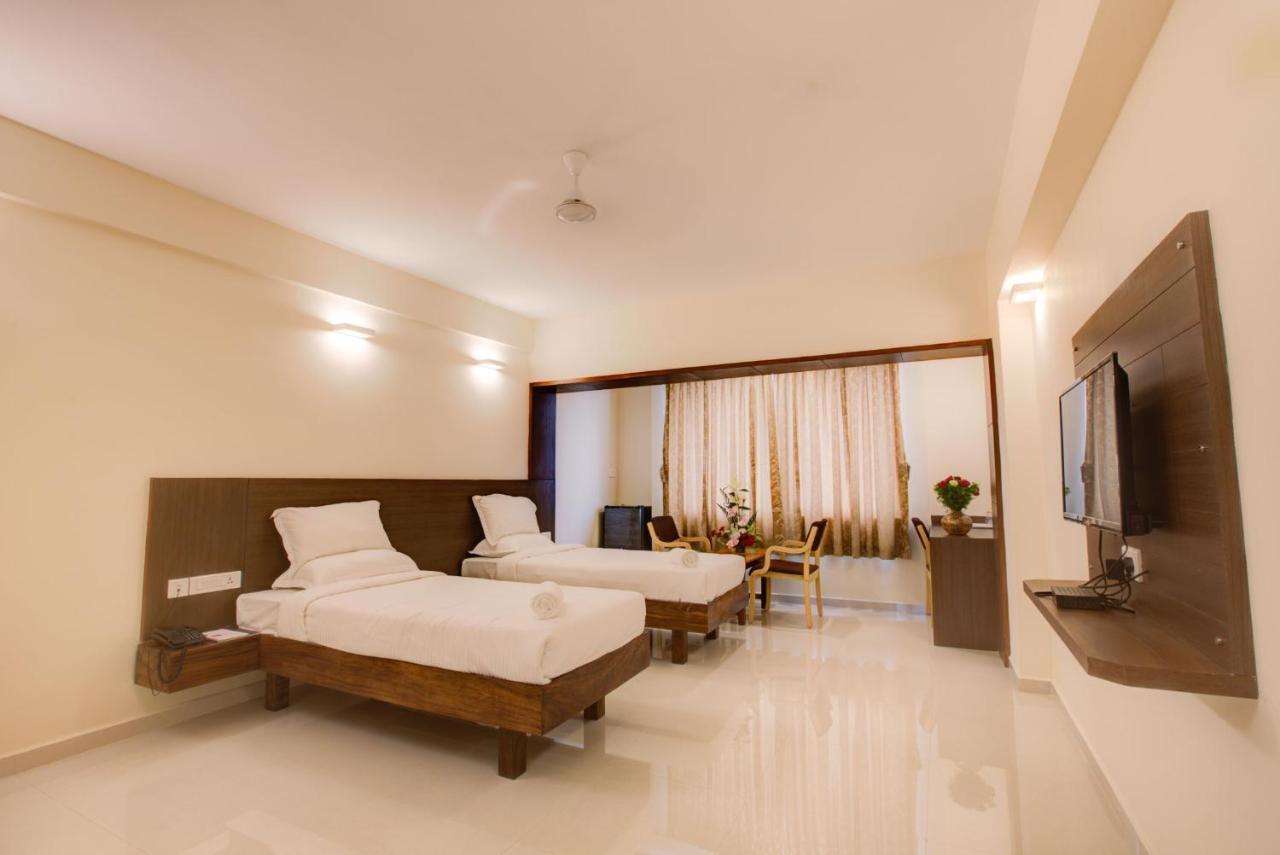 Hotel Bms Mangalore Bagian luar foto