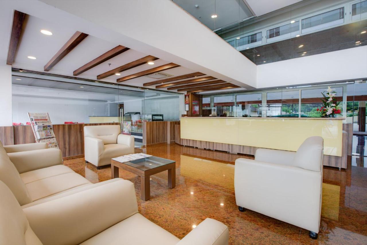 Hotel Bms Mangalore Bagian luar foto