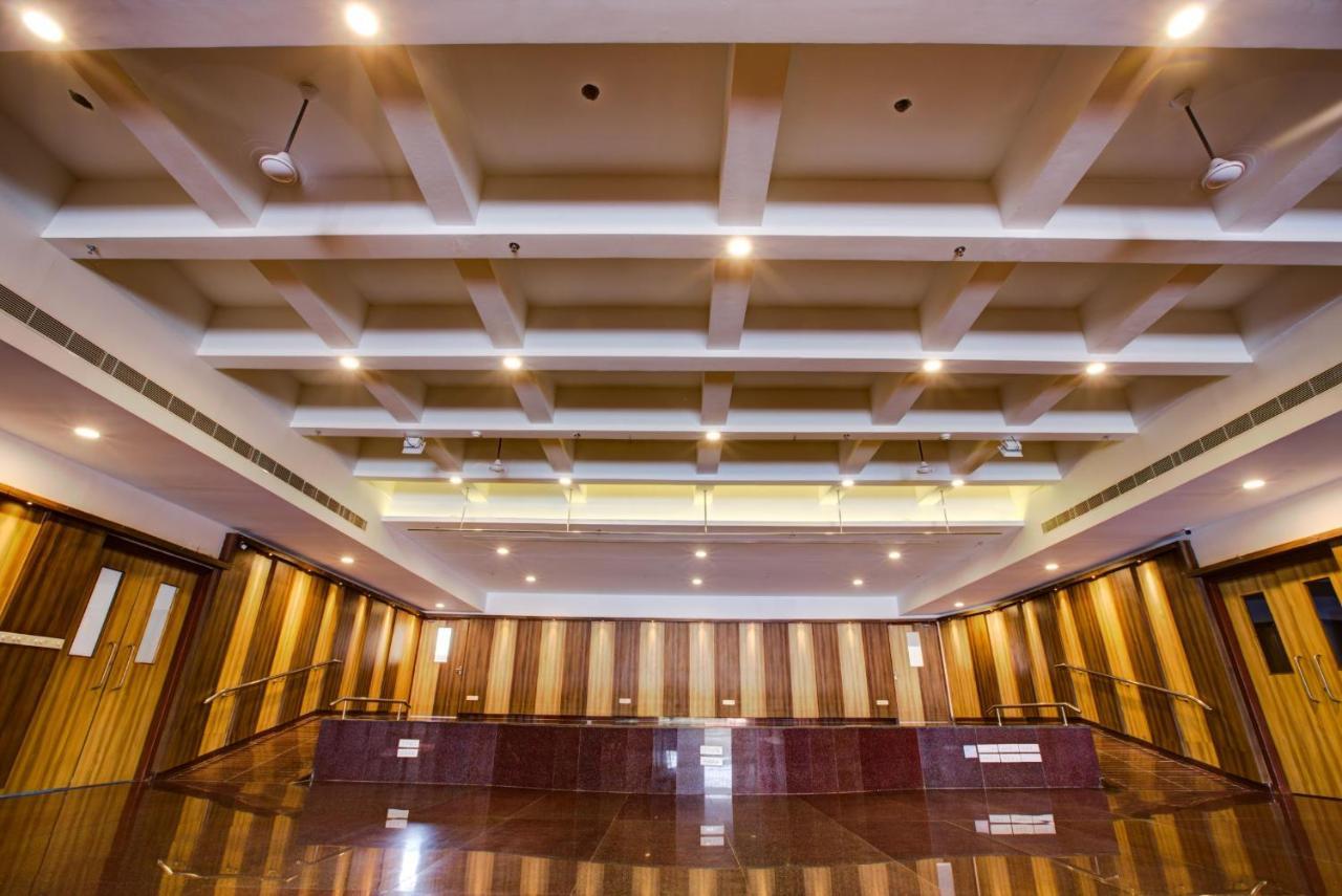 Hotel Bms Mangalore Bagian luar foto