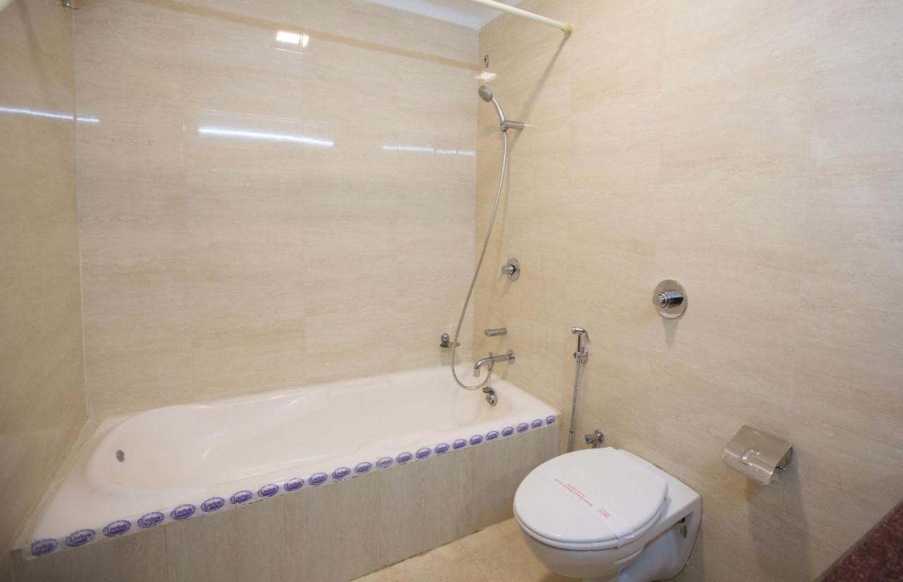 Hotel Bms Mangalore Bagian luar foto
